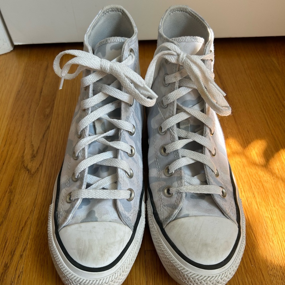 Converse Classic White High-Tops